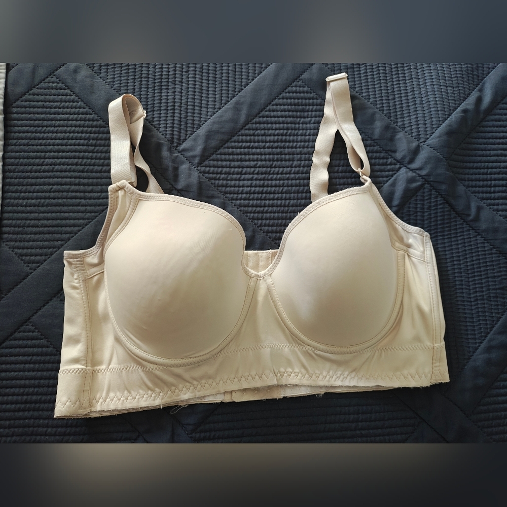 Elegant Cream Women's Bra 38D